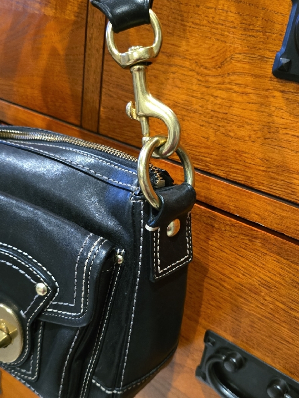 Black Leather Shoulder Bag with Front Turn-Lock Pockets - Picture 3 of 10